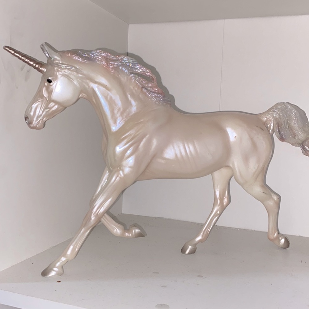 Vintage rare white pink blue unicorn Breyer